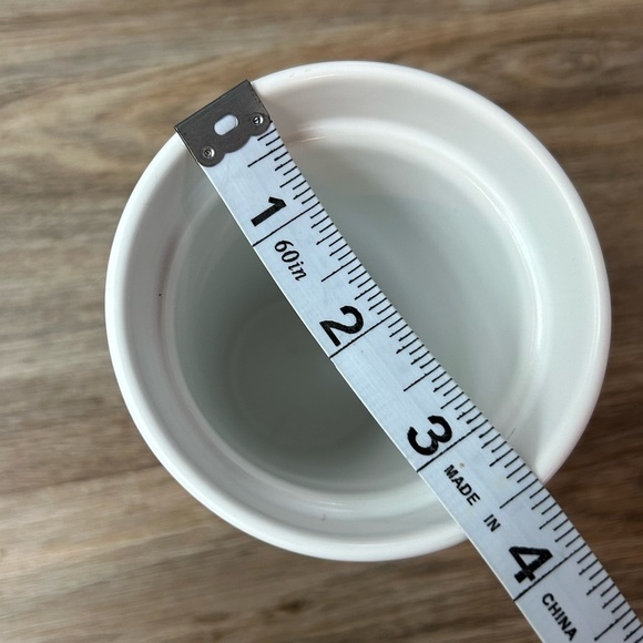 Starbucks 2017 Holiday Scene Ceramic Red Cup Tumbler 12 oz - Picture 7 of 8